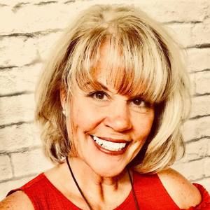 Meet your Posher, Dee